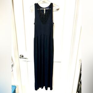 Black crochet top maxi gown from gap with pockets!